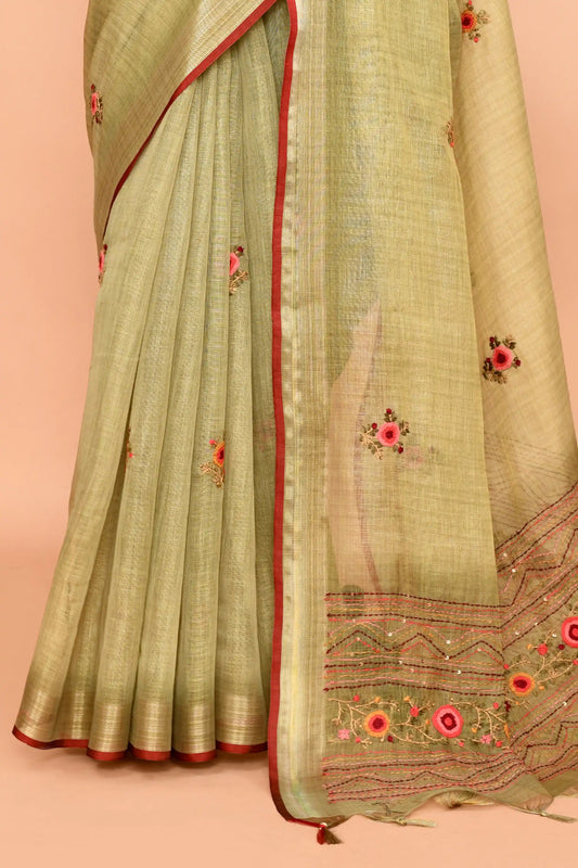 Pale Lime Green featured