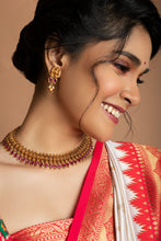 Load image into Gallery viewer, White Silk Saree With Red Banarasi Border Saree