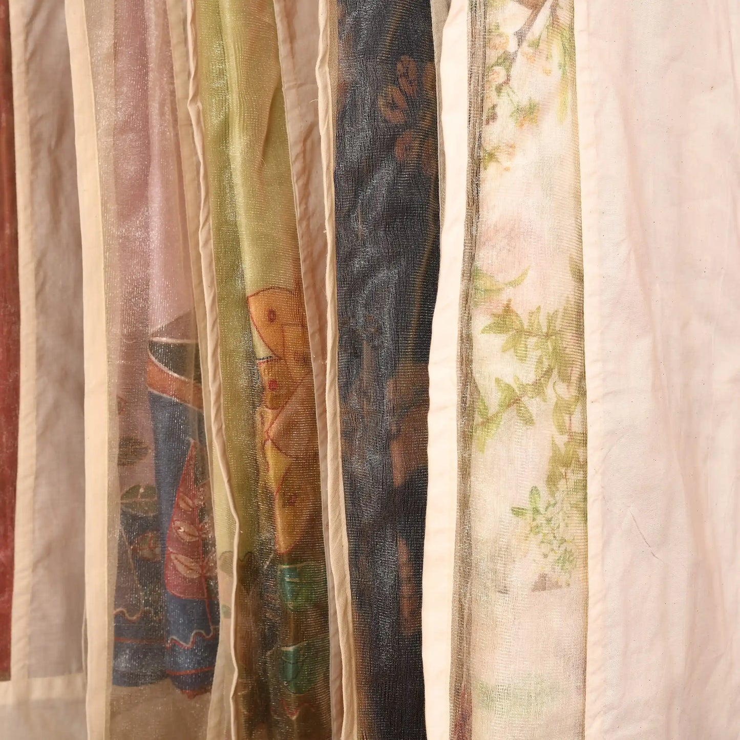 Muslin Hanging Saree Cover 6 Saree Covers Saree Cover featured