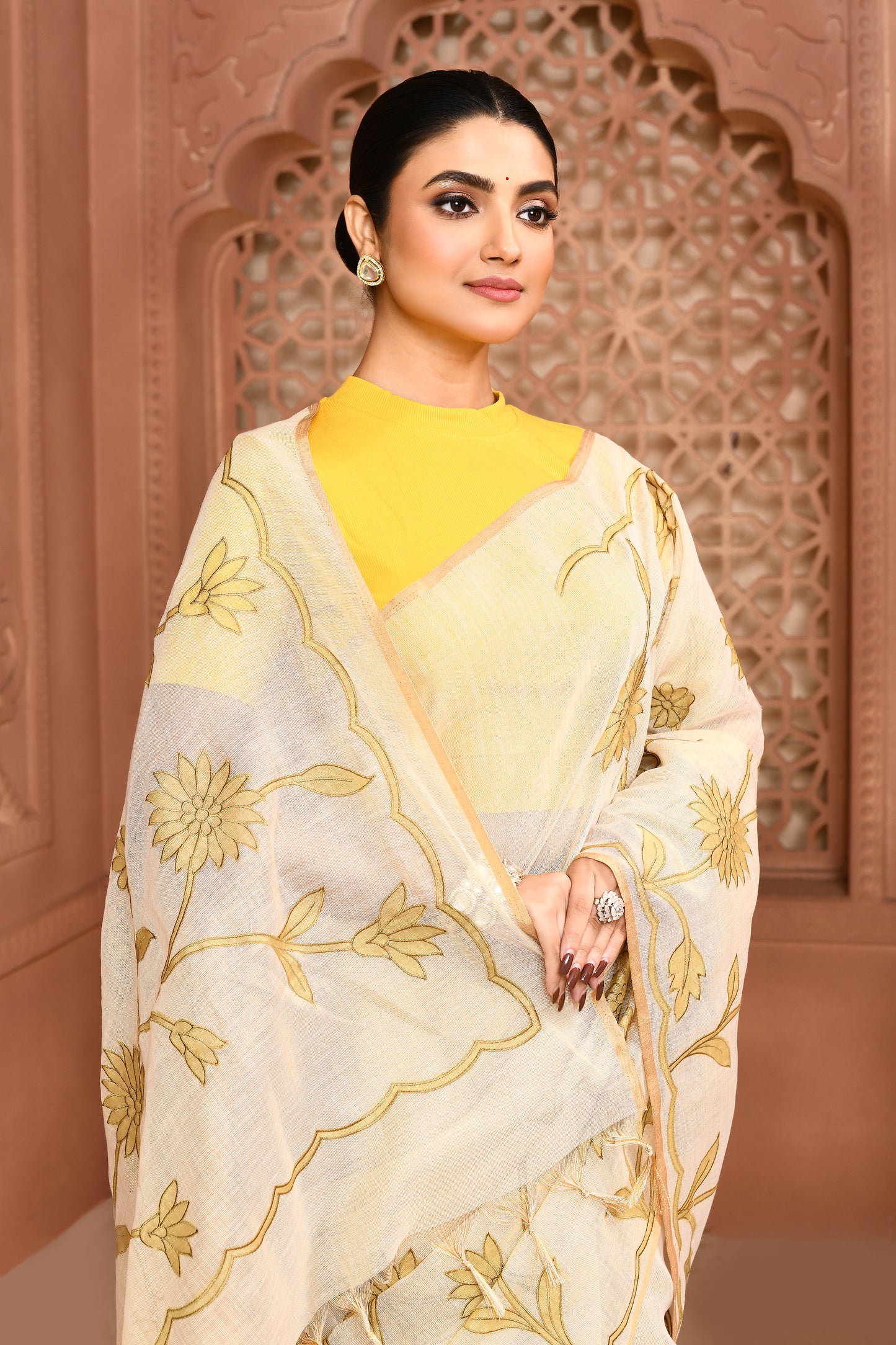 Sunflower Scallop Linen Shimmer Saree Grape green featured