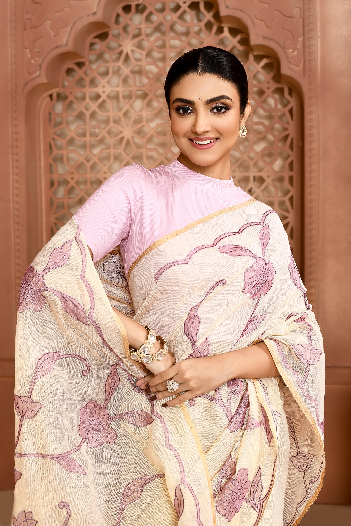 Rose Elegance Linen Shimmer Saree Lavender Saree featured