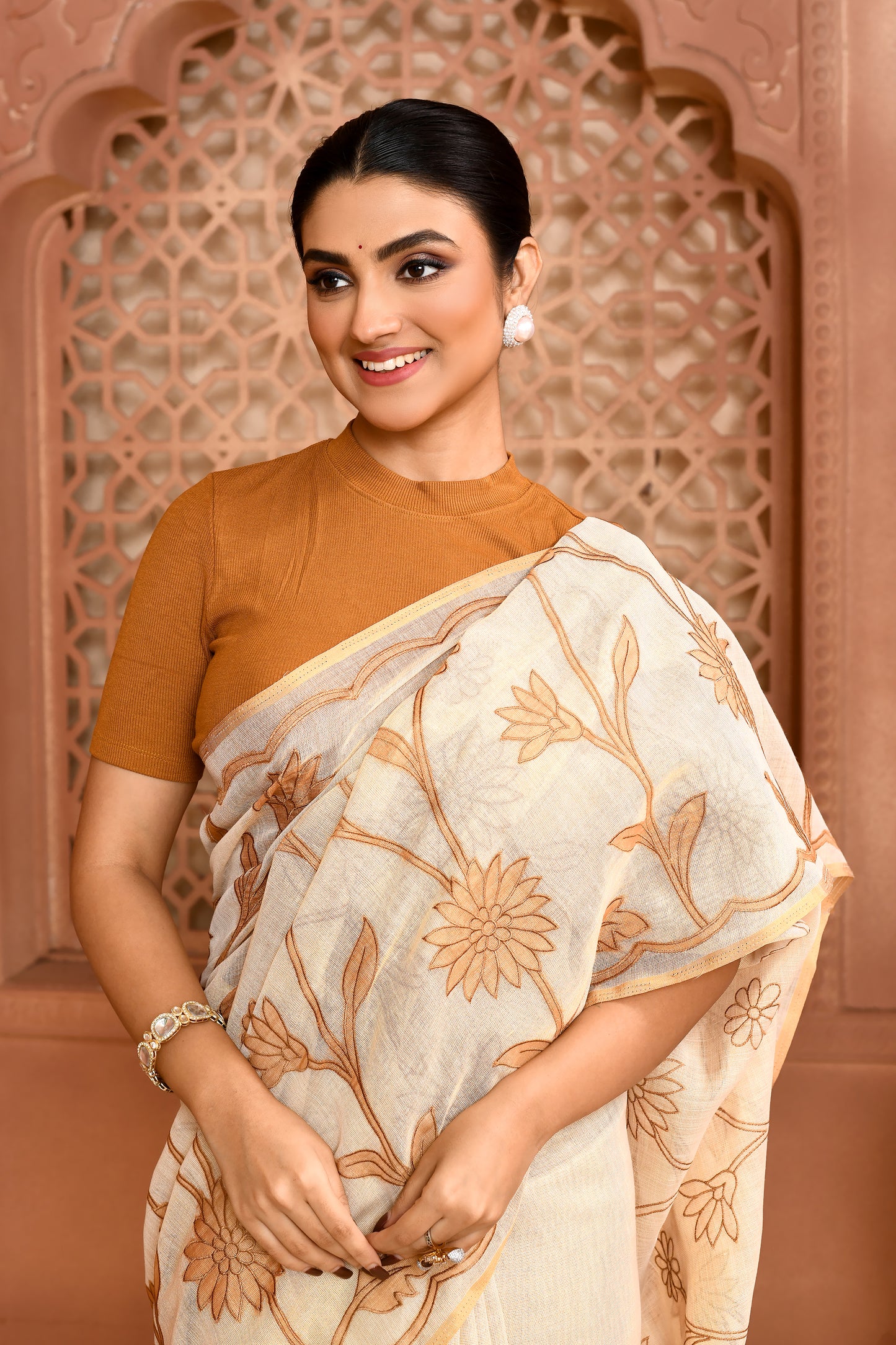 Sunflower Scallop Linen Shimmer Saree Light Brown featured
