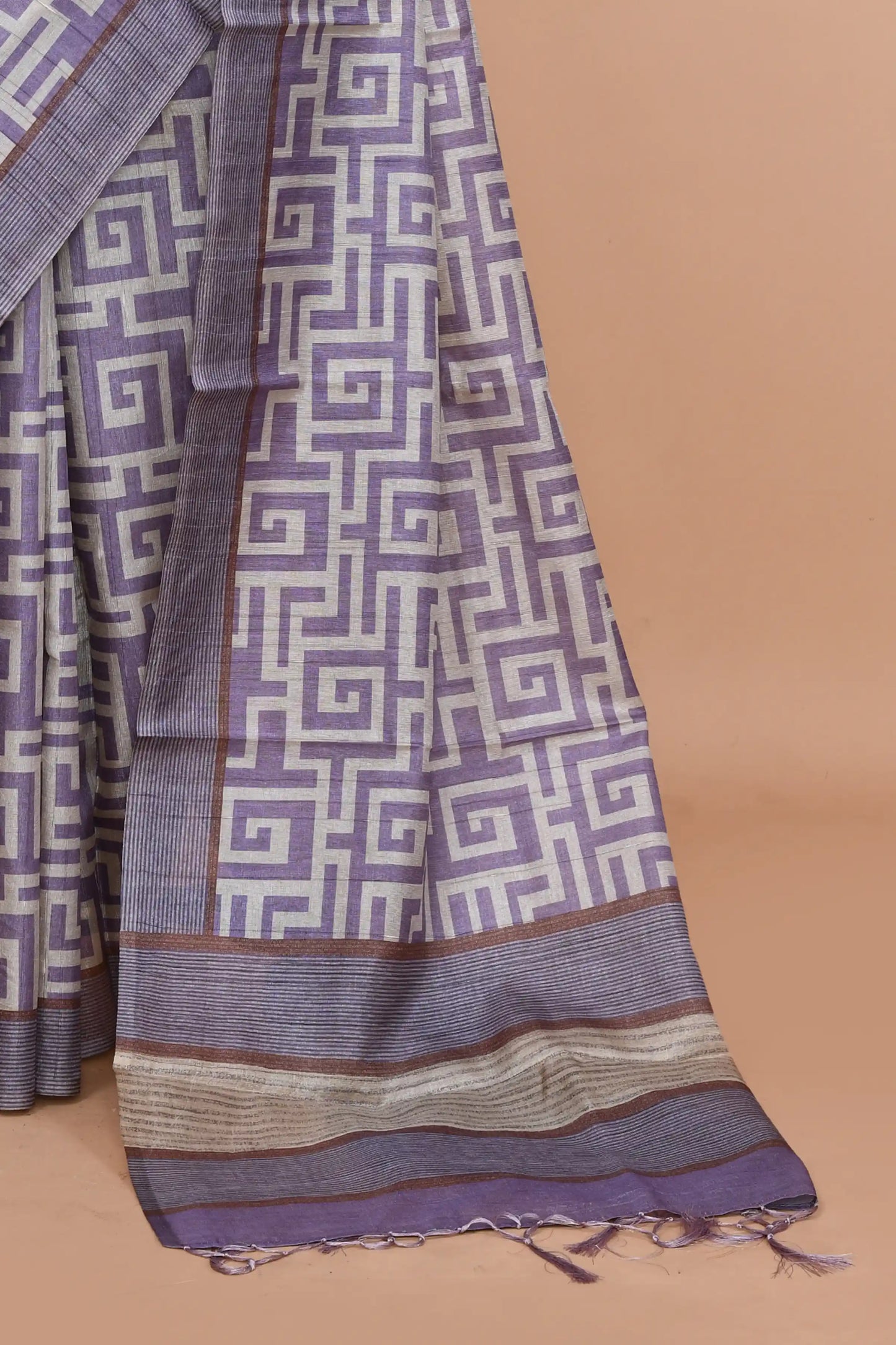 Neytra Lavender Purple Saree featured