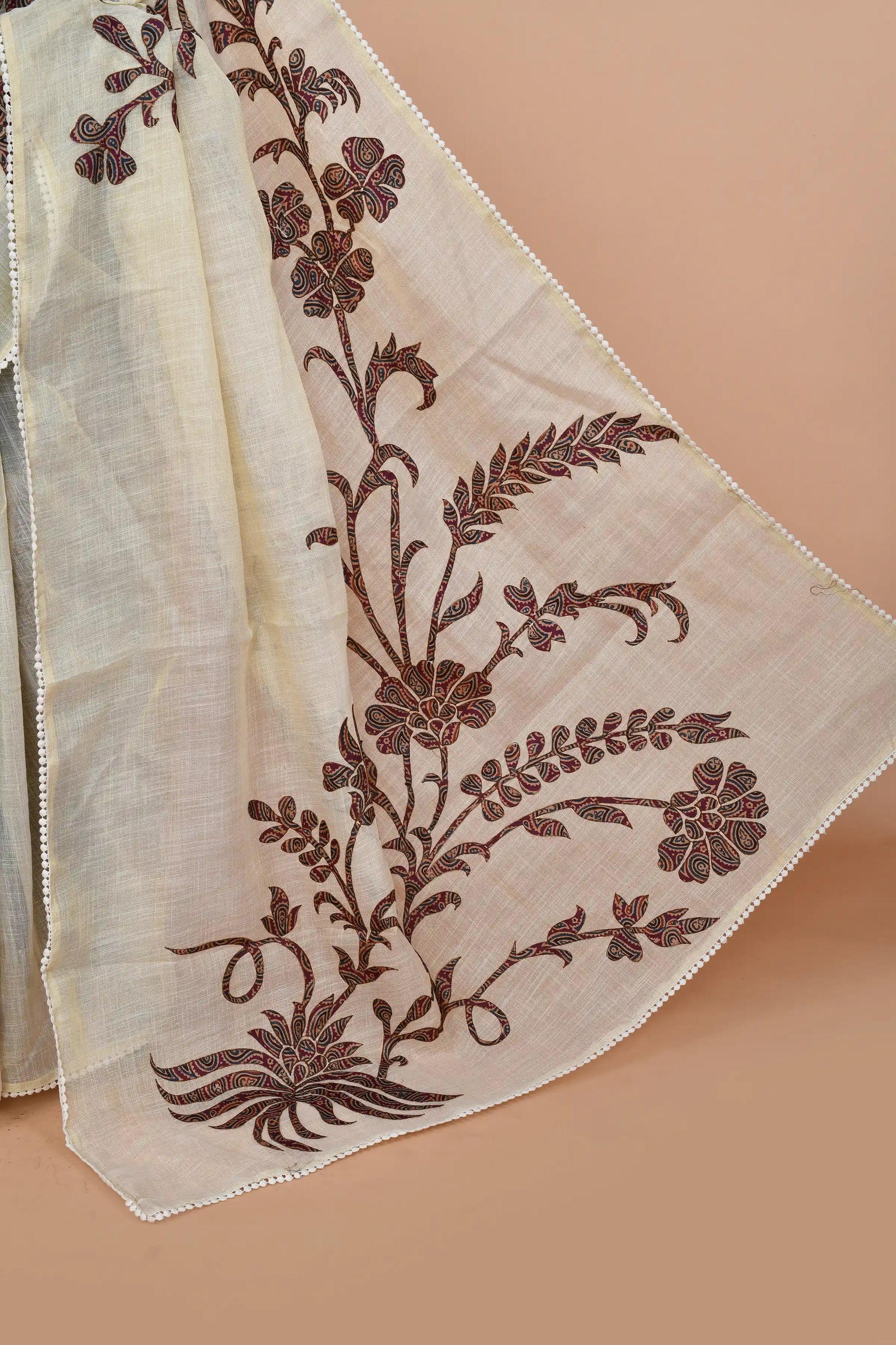 Idalia Red-Blue Saree featured