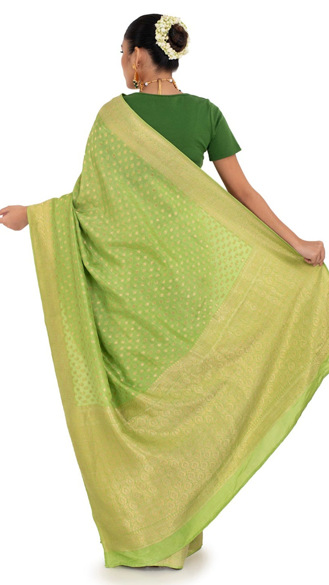 Luxurious Green Dola Khaddi Saree Saree