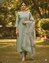 Load image into Gallery viewer, Mint Green featured