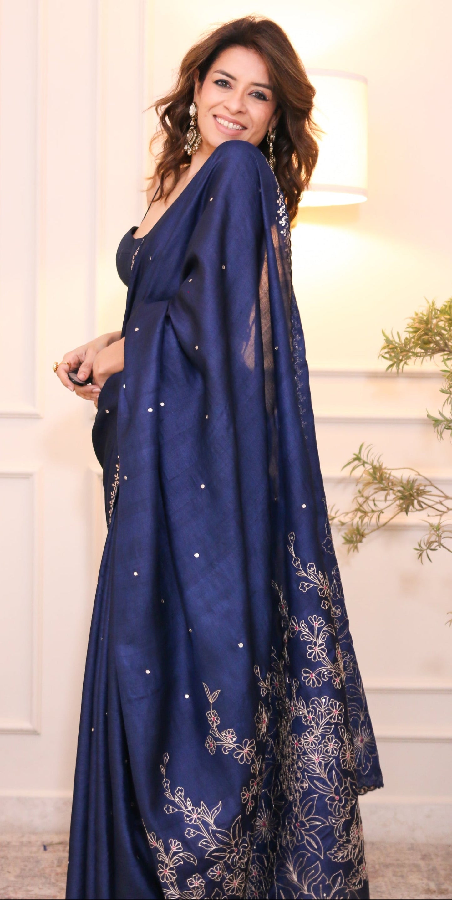 Meera Scallop Glow Tussar Silk Saree featured