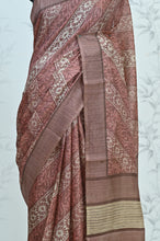 Load image into Gallery viewer, Vanika Veil Semi Tussar Saree Red featured
