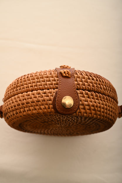 Brown Round Rattan Bag Clutch