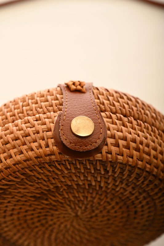 Brown Round Rattan Bag Clutch