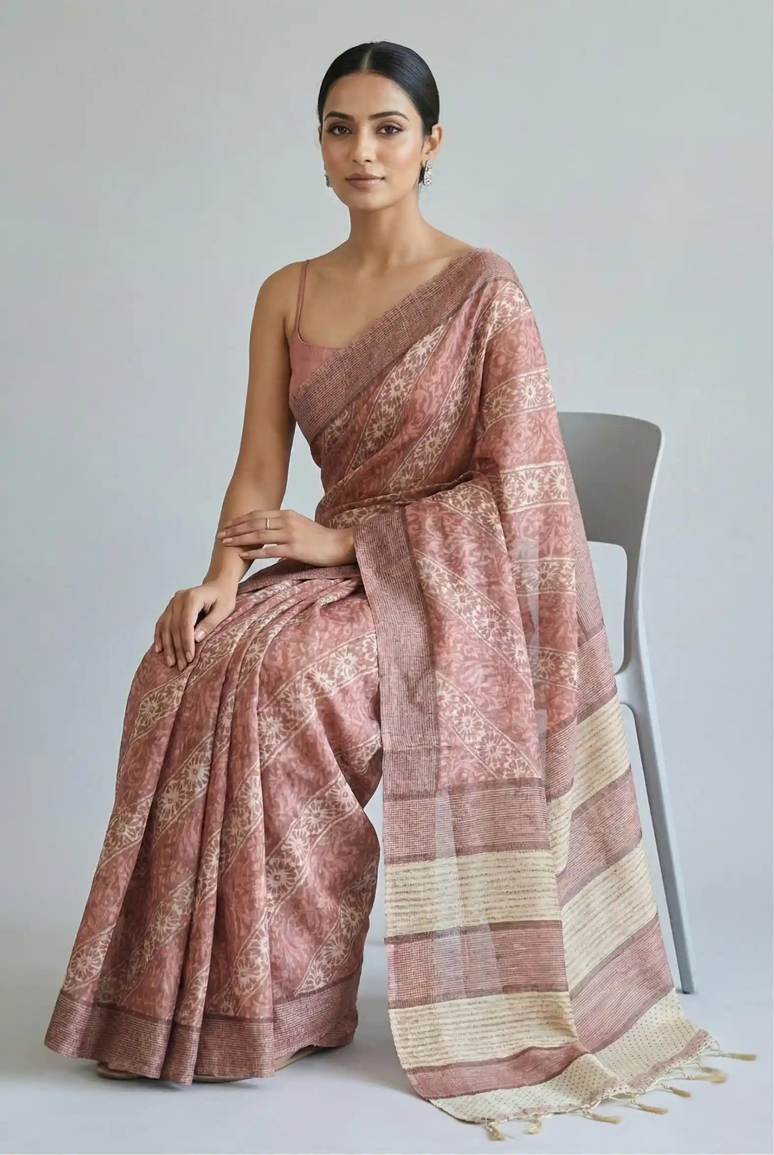 Vanika Veil Semi Tussar Saree Red featured