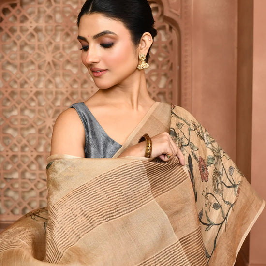 Aria Grace Tussar Silk Saree featured