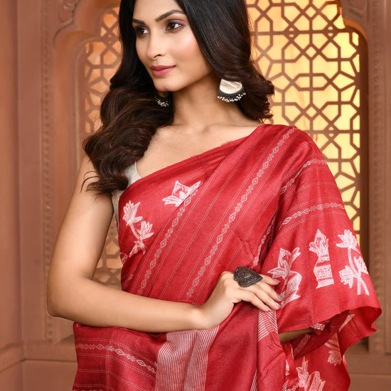 Crimson Ritual Saree featured