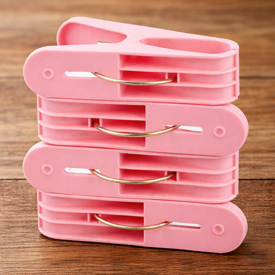 Magical Saree Pegs featured common