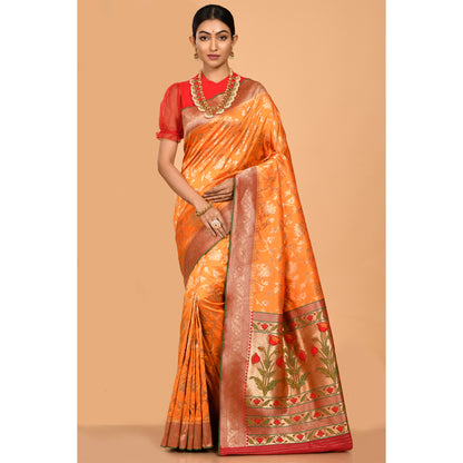 Flower motifs covering Bandhani Saree Saree