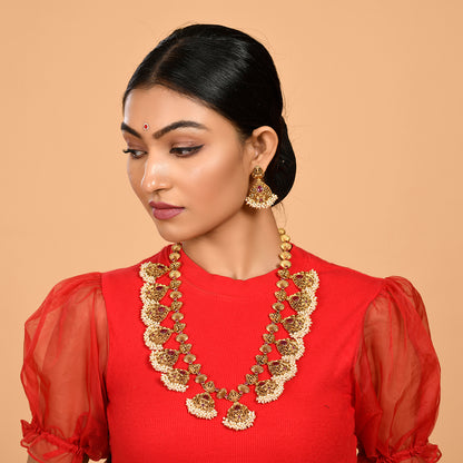 Flower motifs covering Bandhani Saree Saree