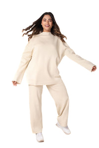 Cosy Airport Ready Coord Set full sleeve off white lounge wear featured