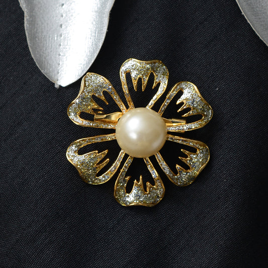 Floral 6 Petal Stone Studded Brooch Brooch