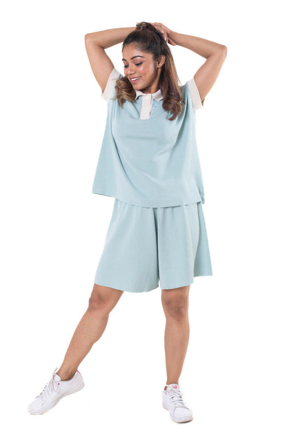Settle Back and Relax sea green lounge wear featured