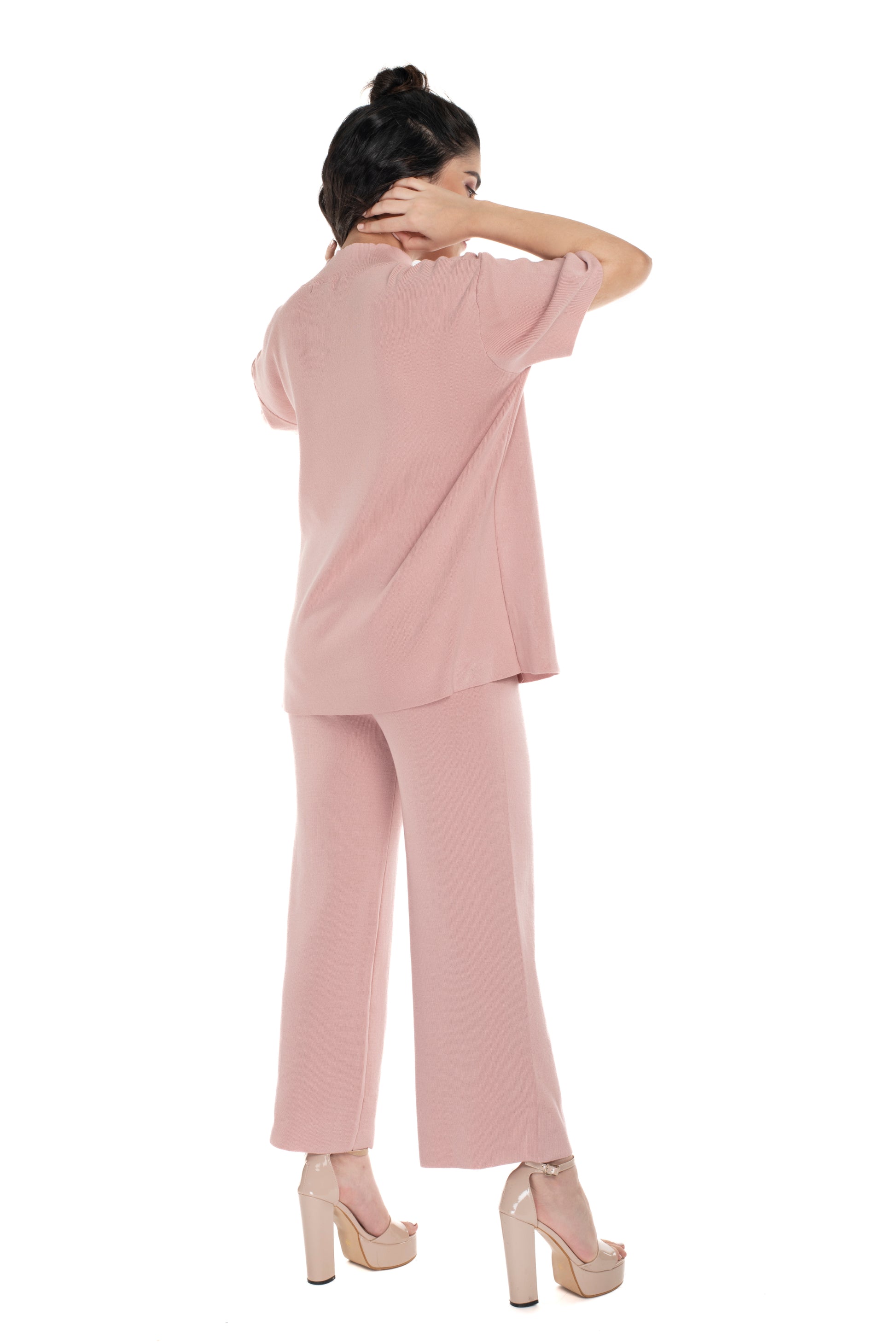 The Ultimate Airport Ready Co-ord set Light Pink lounge wear featured