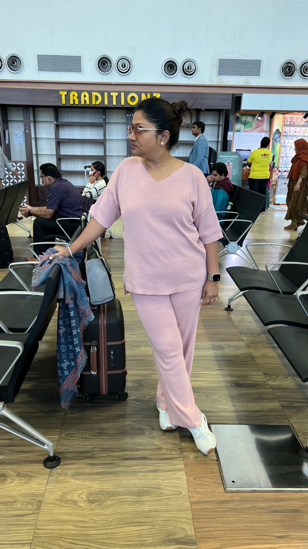Just Chic it Off with DD Co-ord Sets light pink lounge wear featured
