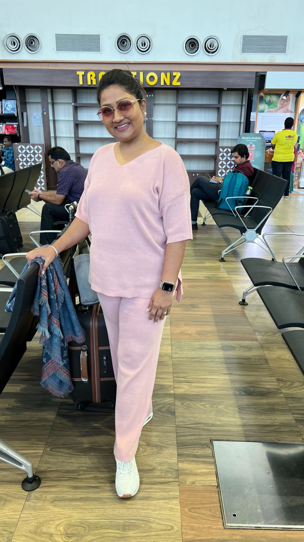 Just Chic it Off with DD Co-ord Sets light pink lounge wear featured